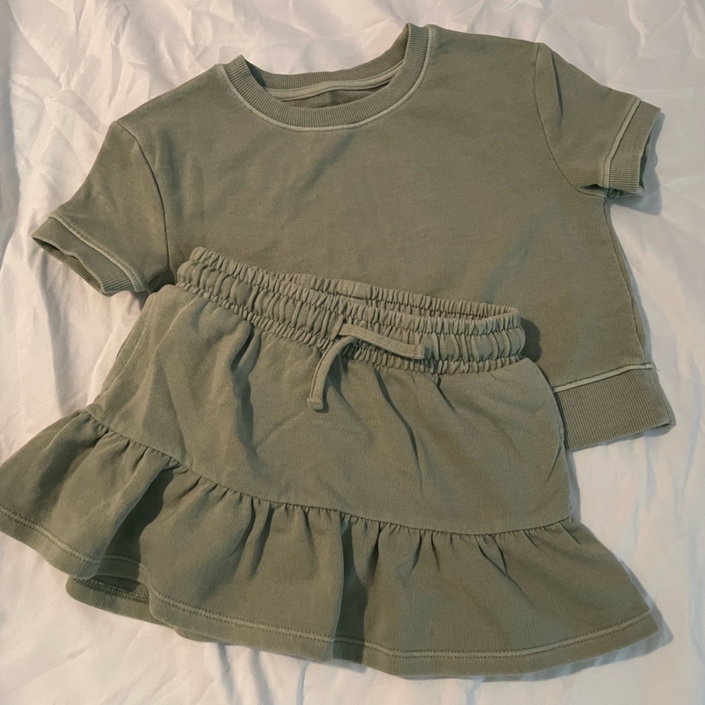 Toddler Girls Cat & Jack French terry cloth skirt and shirt
